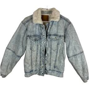 American Eagle Outfitters Blue Jean Jacket with Cream Collar